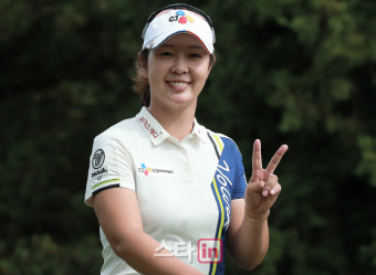 [포토] 박지영 '하반기 첫 대회 우승 갑니다'