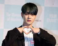 [포토]업텐션 비토, The Moment of illusion 많이 사랑해주세요!