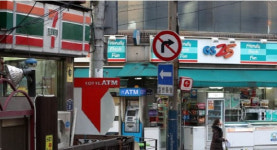 “재계약 러시 시작”…‘집토끼 사수’ 나선 편의점