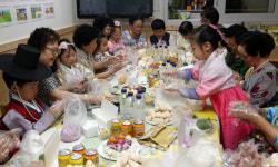 [포토] 세대공감 송편 만들기