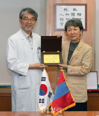 [포토] 문화재청, 을지대병원에 감사패