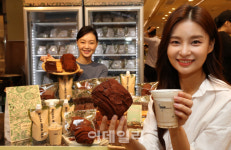[포토]롯데百, 아우어 베이커리 익스프레스 업계 최초 진행