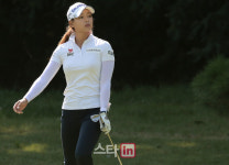 [포토] 김혜선 그린으로 올라가라