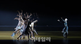 국립무용단 파격 보여준 회오리 다시 만난다