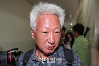 [포토]'위안부 망언' 류석춘, 대한민국 건국과 발전 강의