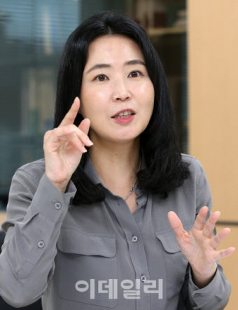[줌인]마약과의 전쟁 선봉에 선 `대검 첫 여성 마약과장` 원지애 검사