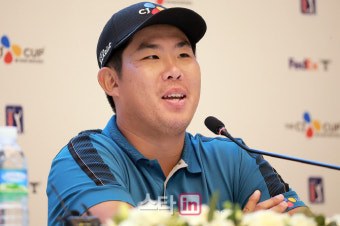 [포토] 단독선두 마감 한 안병훈 '스폰서 대회 우승 노려요'