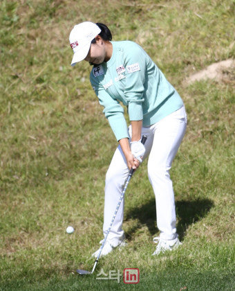 [포토]서연정 '완벽한 어프로치 임팩트'