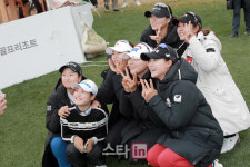롯데구리헤지스남성 | [포토] LF헤지스 포인트 왕중왕전 '2019 마무리는 셀카로'