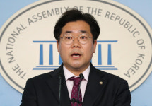 민주당 “황교안, 단식 할 땐가.. 밥 먹고 대화합시다”