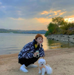 겨울 한강산책 이렇게 강민경 숏패딩 패션 눈길