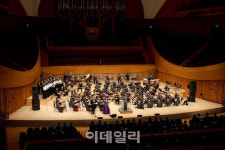 [리뷰]대금 협연에 칸타타…국악관현악의 정수를 맛보다