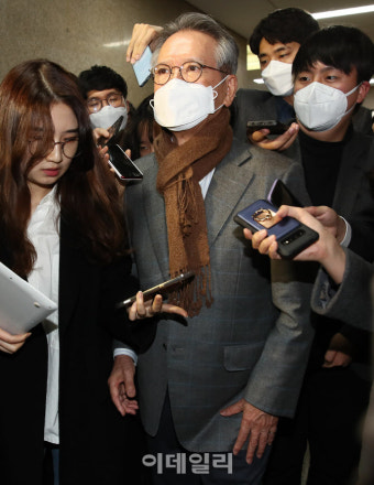 [포토]김형오 공관위원장 사퇴, 서울 강남병 김미균 공천 철회