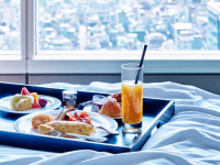 호텔 식사도 언택트 바람…레스토랑 찾기보단 룸서비스