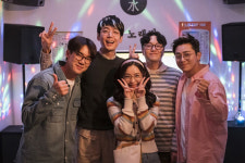 전미도 등 주연 5인방 케미, 슬의생 인기 비결…신원호 안목 통했다
