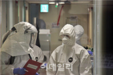신규환자 9일째 10명 안팎…대구서 2차 감염 확인(종합)