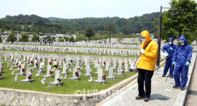 [포토]호국보훈의 달 하루 앞둔 국립서울현충원
