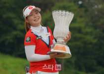 [포토]이소영 '행복한 순간'
