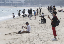 해운대가 코로나19 확산세에도 개장을 앞당긴 이유