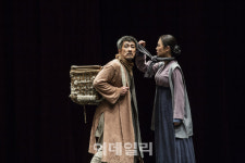 조씨고아… 티켓 오픈 하루 만에 28회차 전석 매진