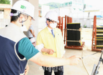 [포토]법원읍 찾아 주민들과 소통 나선 최종환 파주시장