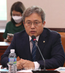 [포토]발언하는 송기현 의원