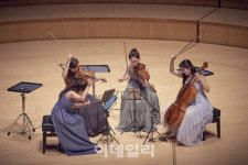 [문화대상 이 작품]활을 든 네 여인, 반짝이는 별같은 연주