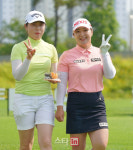 [포토]박신영,강예린 함께하는 브이 인사
