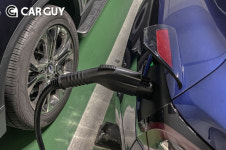 상반기 대박 낸 테슬라…불만 터진 충전·서비스센터 부족