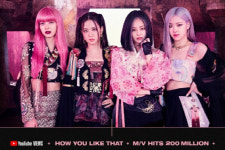 아이돌 의상부터 교복까지 韓 전통의상 ‘한복’의 부활