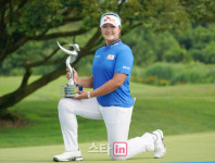 [포토]유해란 '와이어투와이어 우승'