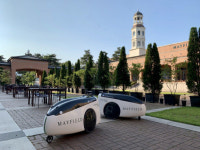 메이필드호텔 서울, 업계 최초 실외 배송로봇 도입