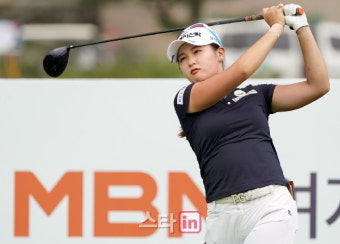 한국여자프로골퍼 박현경, KLPGA E1 채리티 오픈 우승 후 상금 전액 기부 결정!