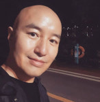 “커밍아웃 후 날 받아준 곳이었는데”…홍석천, 이태원 식당 폐업