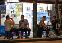 한국편의점주협의회 정부의 2차 긴급재난지원금 일률적이고 불공평