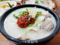 [강경록의 미식로드] 40년 내공이 우려낸 사골, 시장의 맛