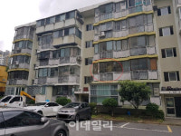 [경매브리핑] 10평짜리 부산진구 아파트, 50명 입찰…낙찰가는