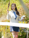[포토]박시현 해설위원 눈부신 가을 햇살 맞으며