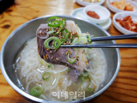 [강경록의 미식로드] 제주 사람 애환 담긴 참맛을 맛보다