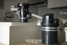 한샘, 음식물 처리기 ‘오큐’ 40여개 오프라인 매장서 판매