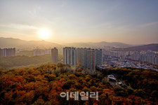 e편한세상 신곡포레스타뷰 가을 전경 ‘눈길’