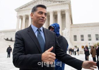 보건장관 베세라·CDC국장 왈런스키…바이든, 코로나 대응팀 '빅4' 완성