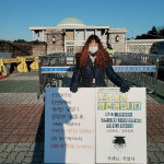 “매장 영업만 하게 해달라” 영하 15도에도 거리 나선 카페 점주