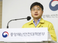 코로나 1년, 방역당국 민주성·투명성·개방성 대응원칙 자부할 만