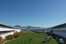 [PGA 노트] 잔디 위의 최대쇼 피닉스오픈 16번홀은 골프 해방구