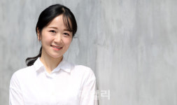 [포토]삼청동에서 만난 소프라노 김수