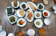 [강경록의 미식로드] 전주 부럽지 않은 상주의 삼색 밥상