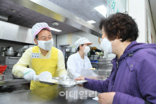 [포토]안승남 구리시장 ″어르신 건강·행복 위한 지원 아끼지 않을 것″