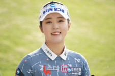 [포토] 상큼루키 김재희 카메라는 나만 봐