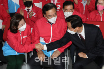 이준석 돌풍에 오세훈·나경원 ‘신경전’…스포츠카 vs 전기차 논란까지(종합)